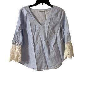 New York & Company Women's Blue Striped Large Blouse